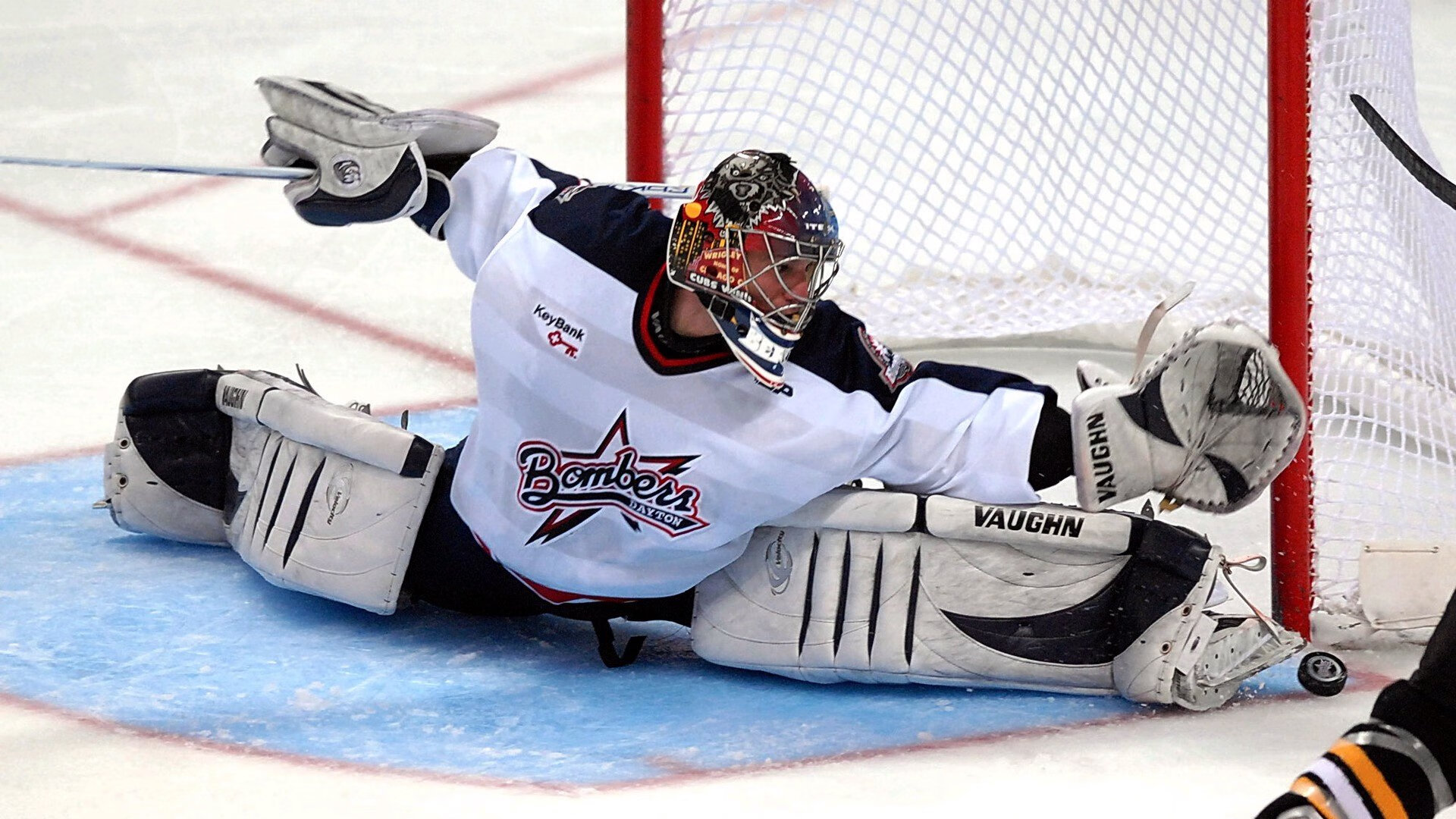 伊朗队震撼冬奥足球赛场，首战完胜瑞典，伊朗队足球队